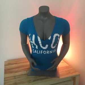 Hollister v-neck short sleeve top